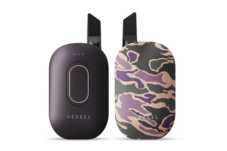 Vessel Compass vaporizer with purple camo design and charging port