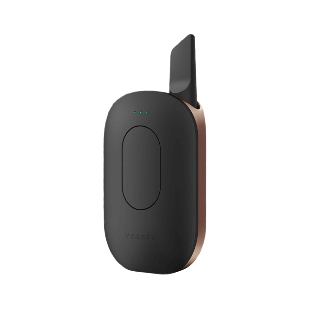 Vessel Compass vape device in black and copper finish